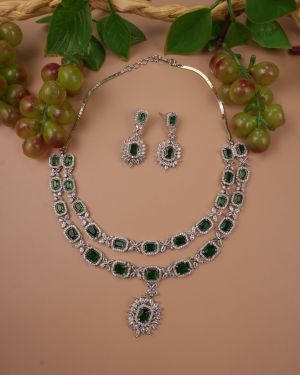Cubic zirconia emerald necklace, Long Necklacs
