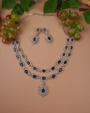 Cubic zirconia emerald necklace, Long Necklacs