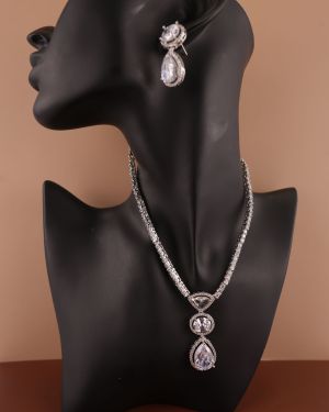 Elegant Water Drop Shape Bridal Necklace