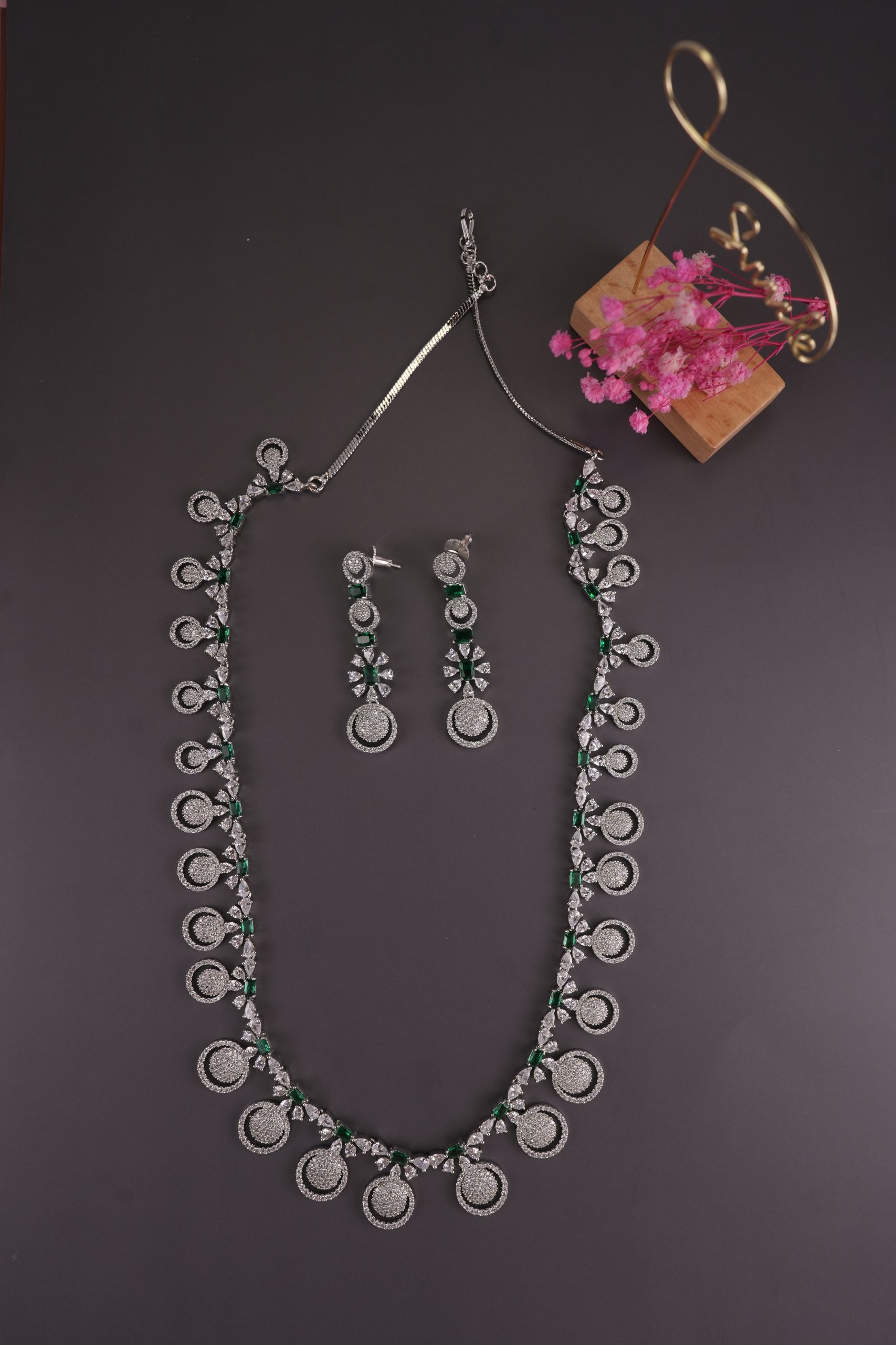 One layer silver Finish AD long neckset