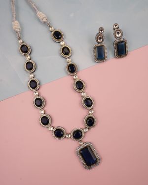 Aaliya Antique Kundan Set