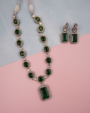 Aaliya Antique Kundan Set