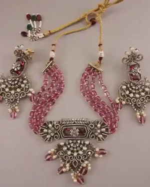 Menakari kundan Choker Set with earrings