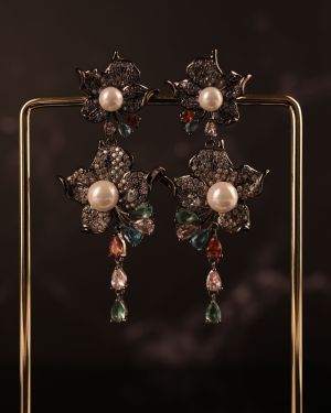 Britie earrings