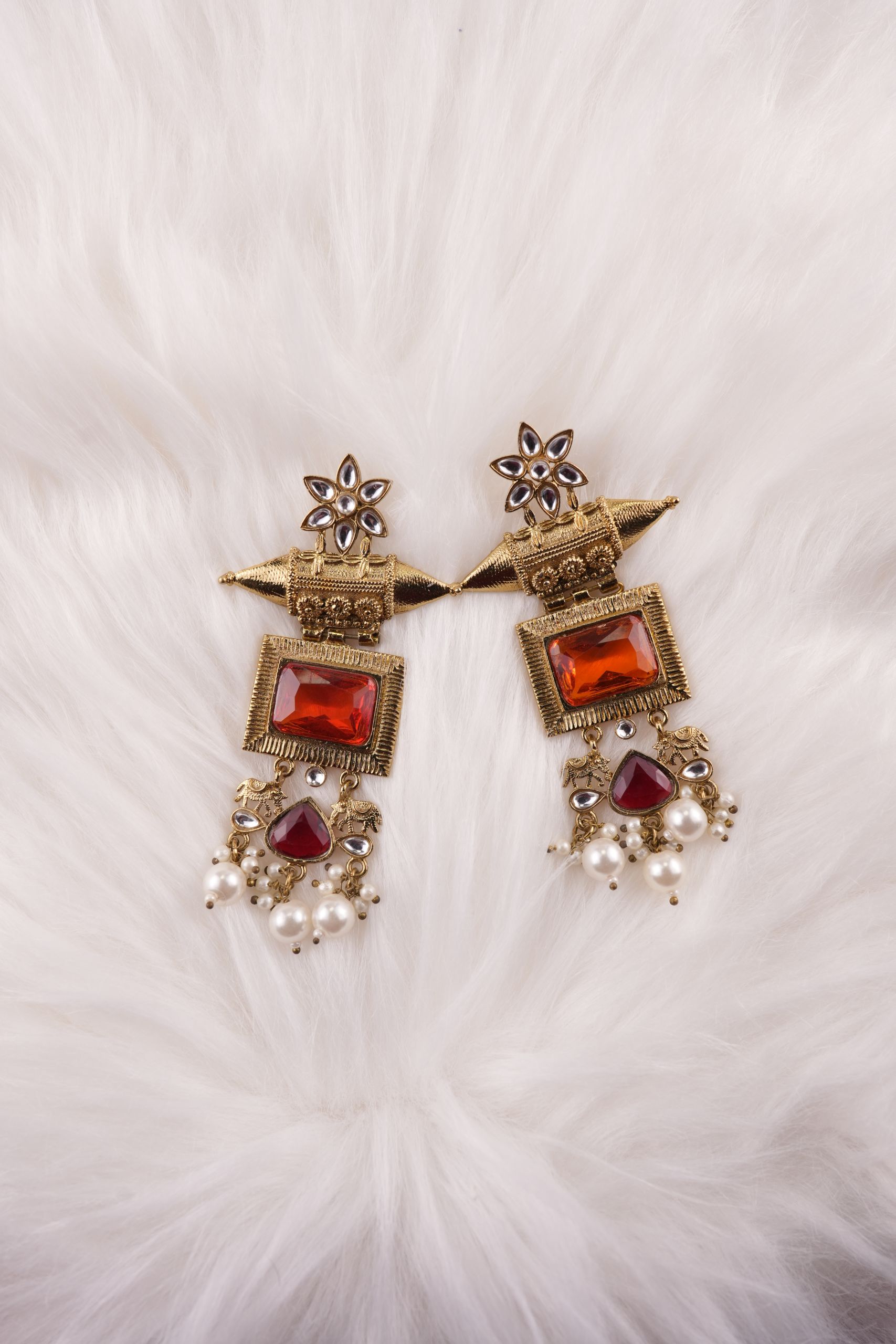 Jagriti pearls kunda earrings