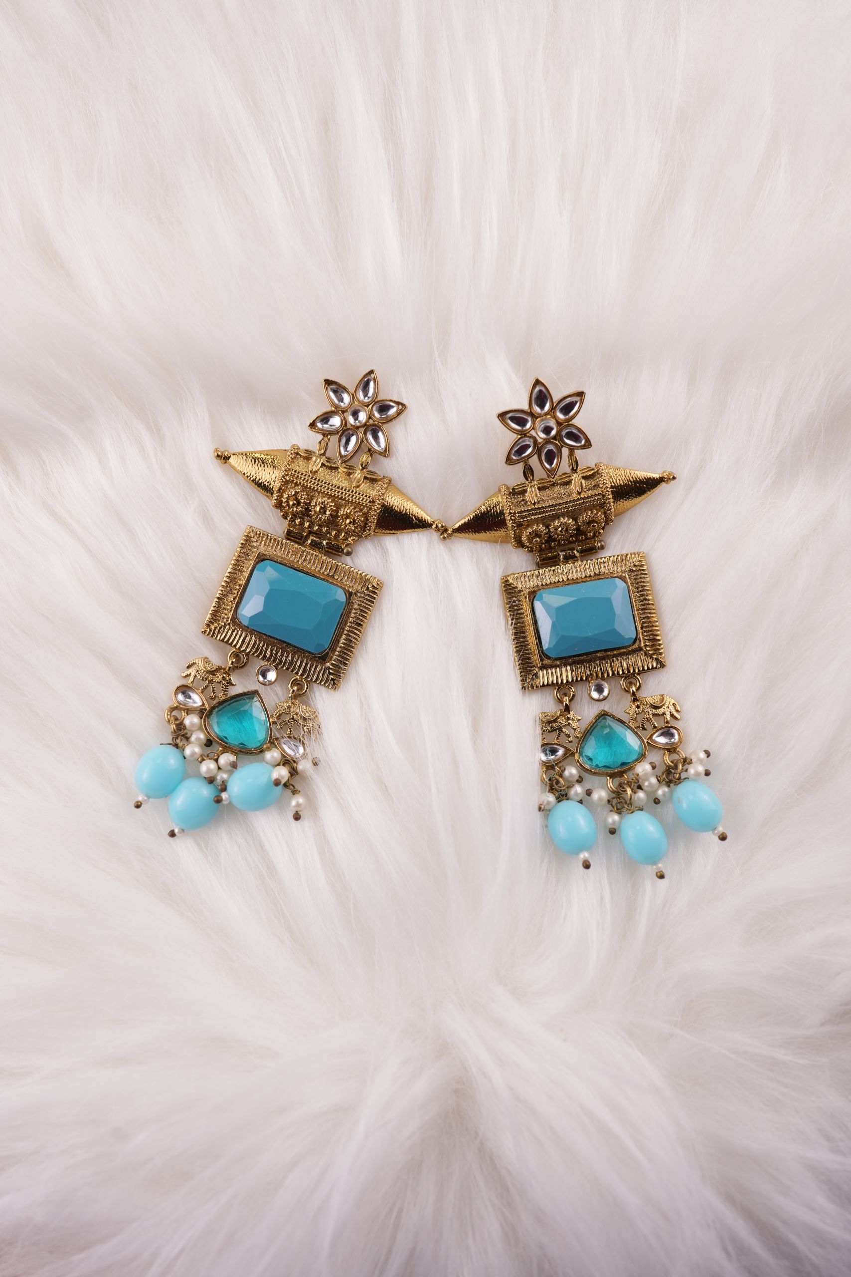 Jagriti pearls kunda earrings