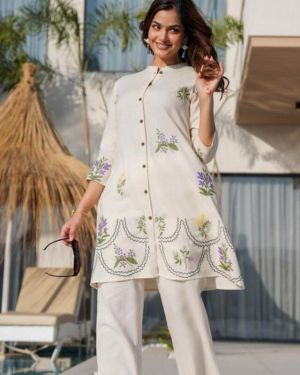 Floral designed embroidered Co-ord set
