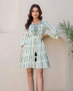 Women’s Mint Cotton Short Dress With Knot Belt And Flared Sleeves